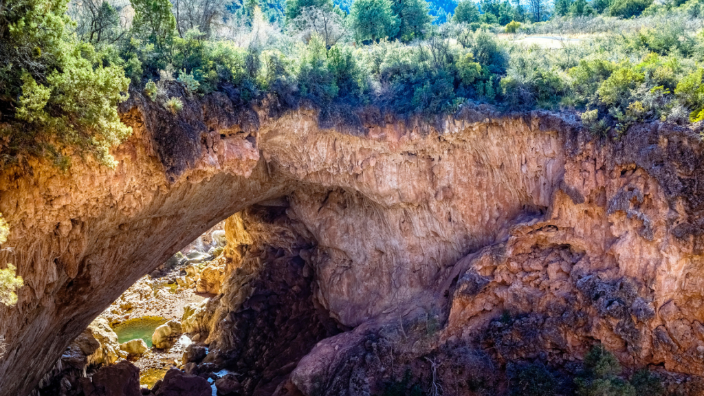 Tonto Natural Bridge State Park