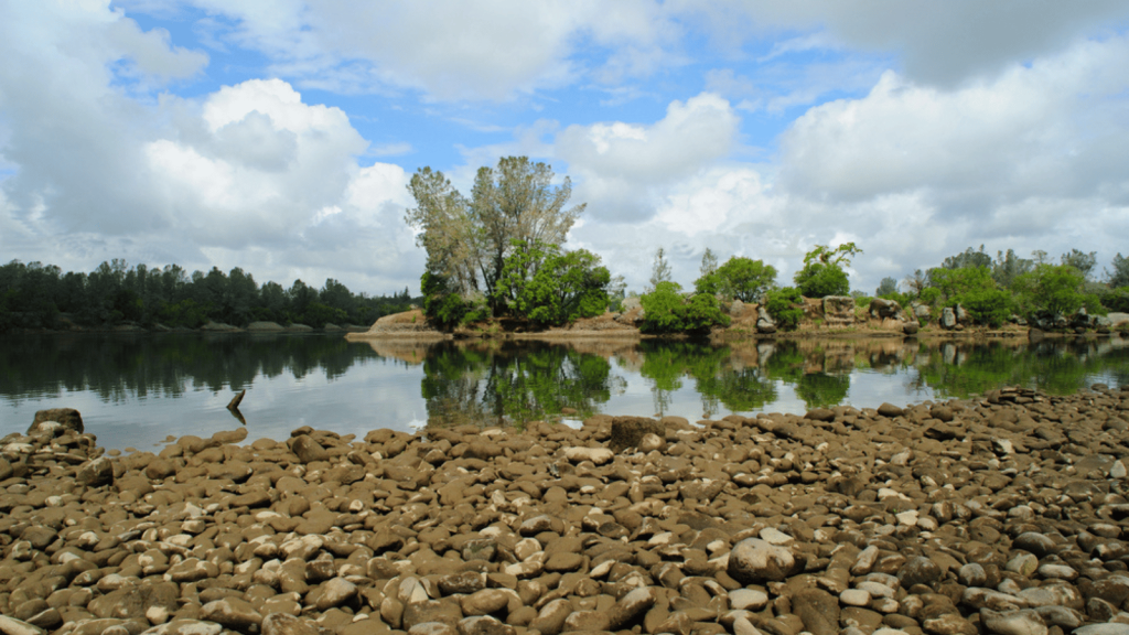 Folsom Lake (California)