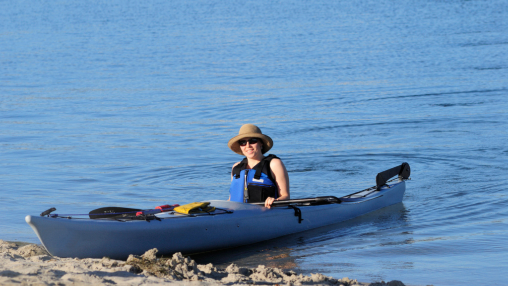 Water Sports: Kayaking Paradise vs. Kiteboarding Hub